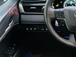 تۆیۆتا کامری